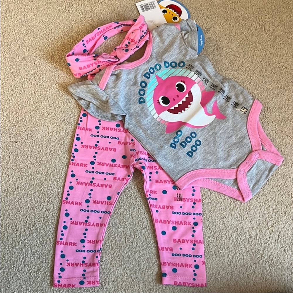 Nickelodeon Pink Baby Shark 3 Piece Outfit Set